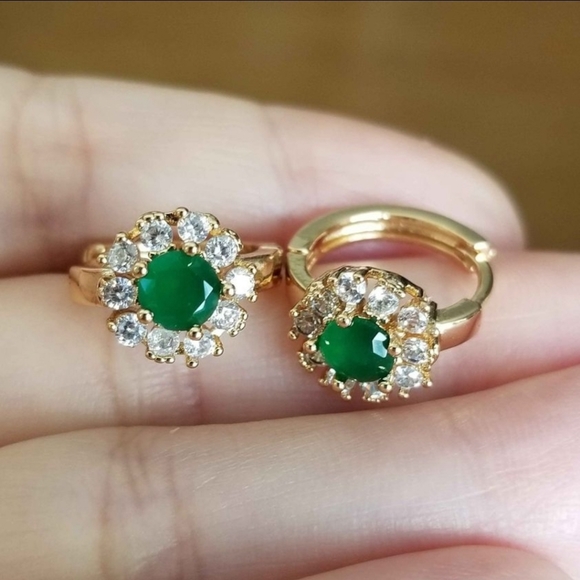 New 18K Gold Plated Round Cut Emerald Diamond Hoop Earrings for Women - Picture 8 of 11